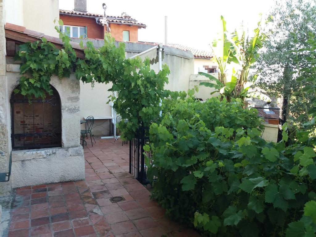 Etape Gimontoise 32 Apartamento Exterior foto