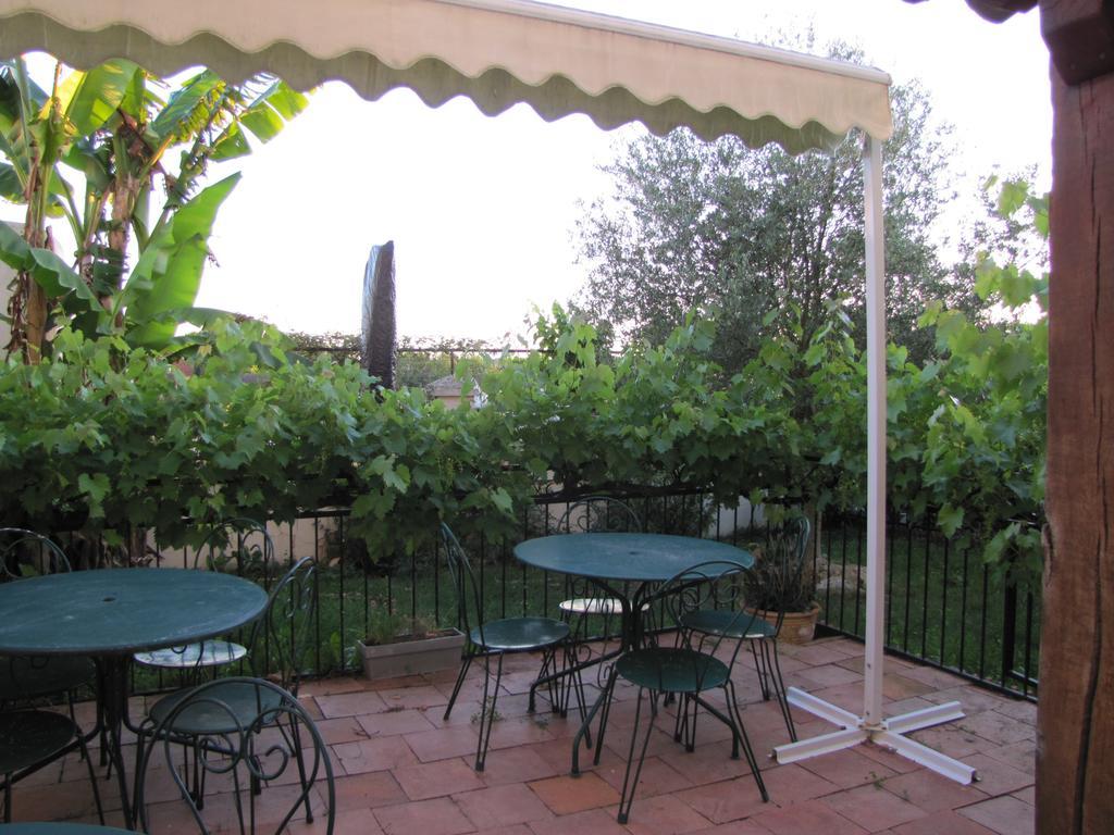 Etape Gimontoise 32 Apartamento Exterior foto